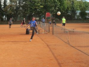 Fußballer der SG gewinnen Fußballtennis-Turnier