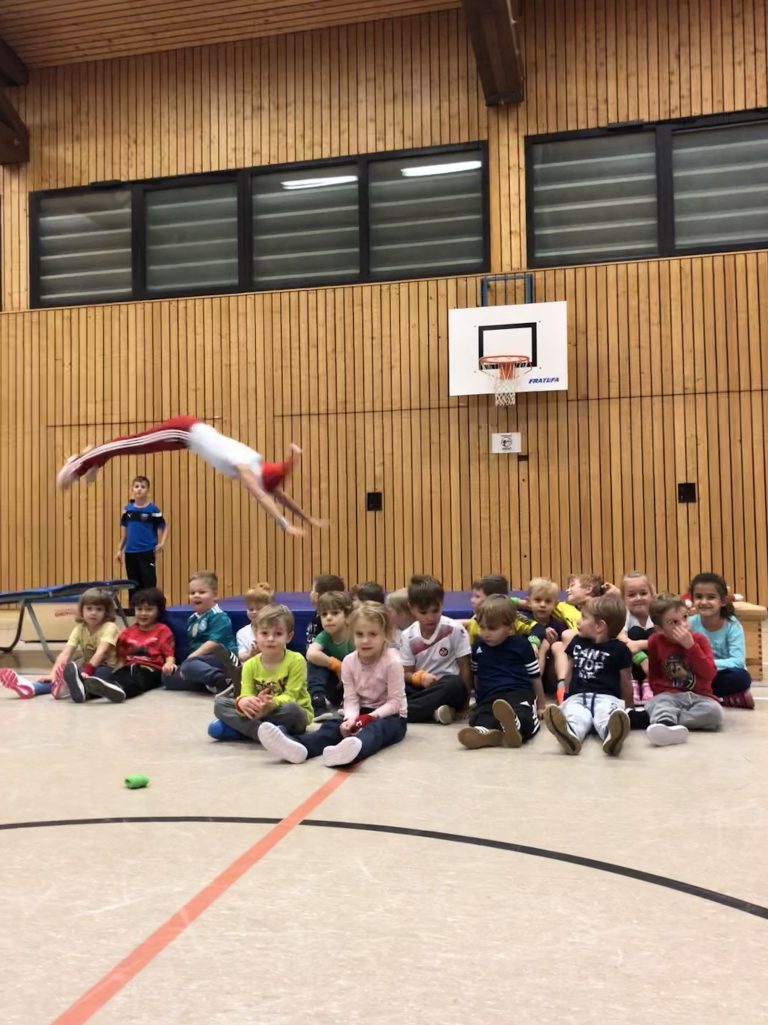 Fit & Ball Nikolausspringen