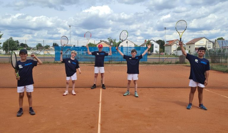 Erfolgreicher Start in die Medenrunde