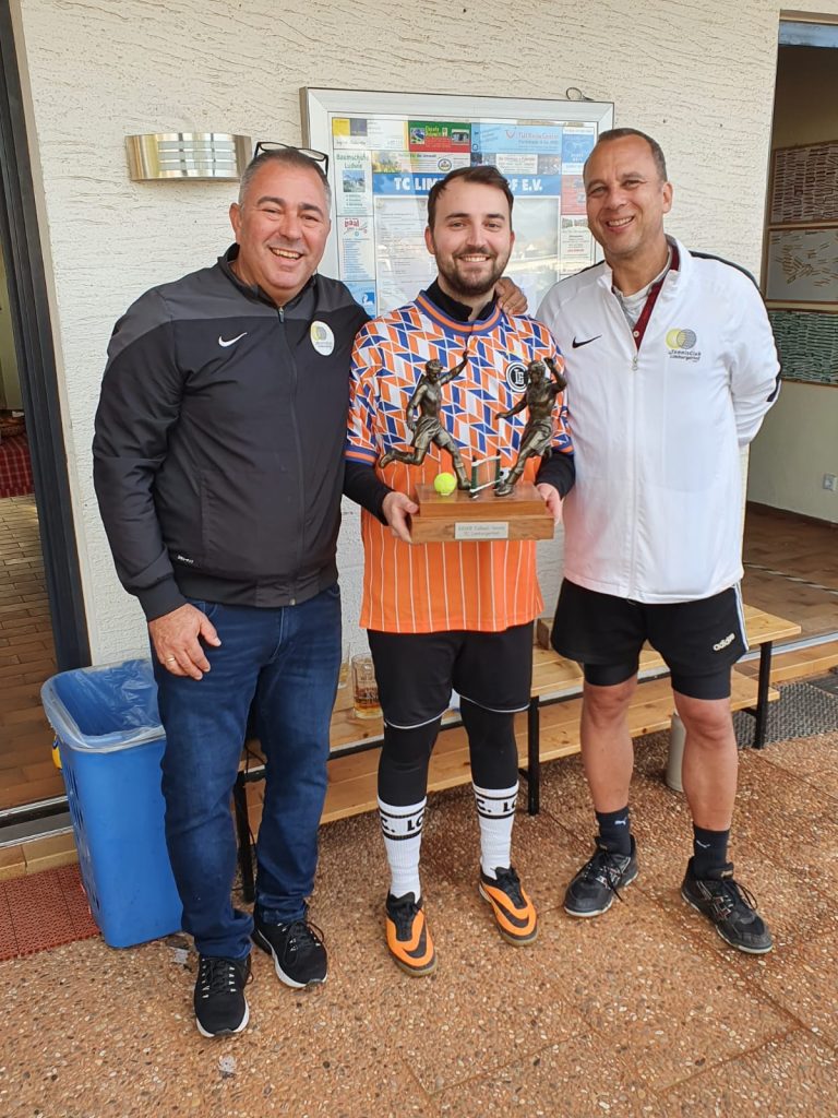 Team Filmfestival neuer und alter Champion beim Fußballtennis Turnier